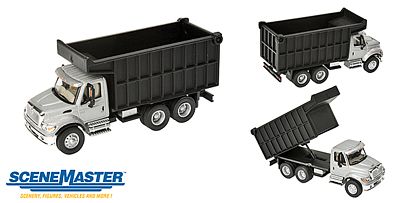 Walthers SceneMaster 11677 HO Scale 7600 Dual-Axle Coal Truck