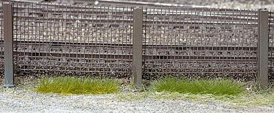 Walthers SceneMaster 1103 HO Scale Grass Tufts and Strips Summer, 18 of Each