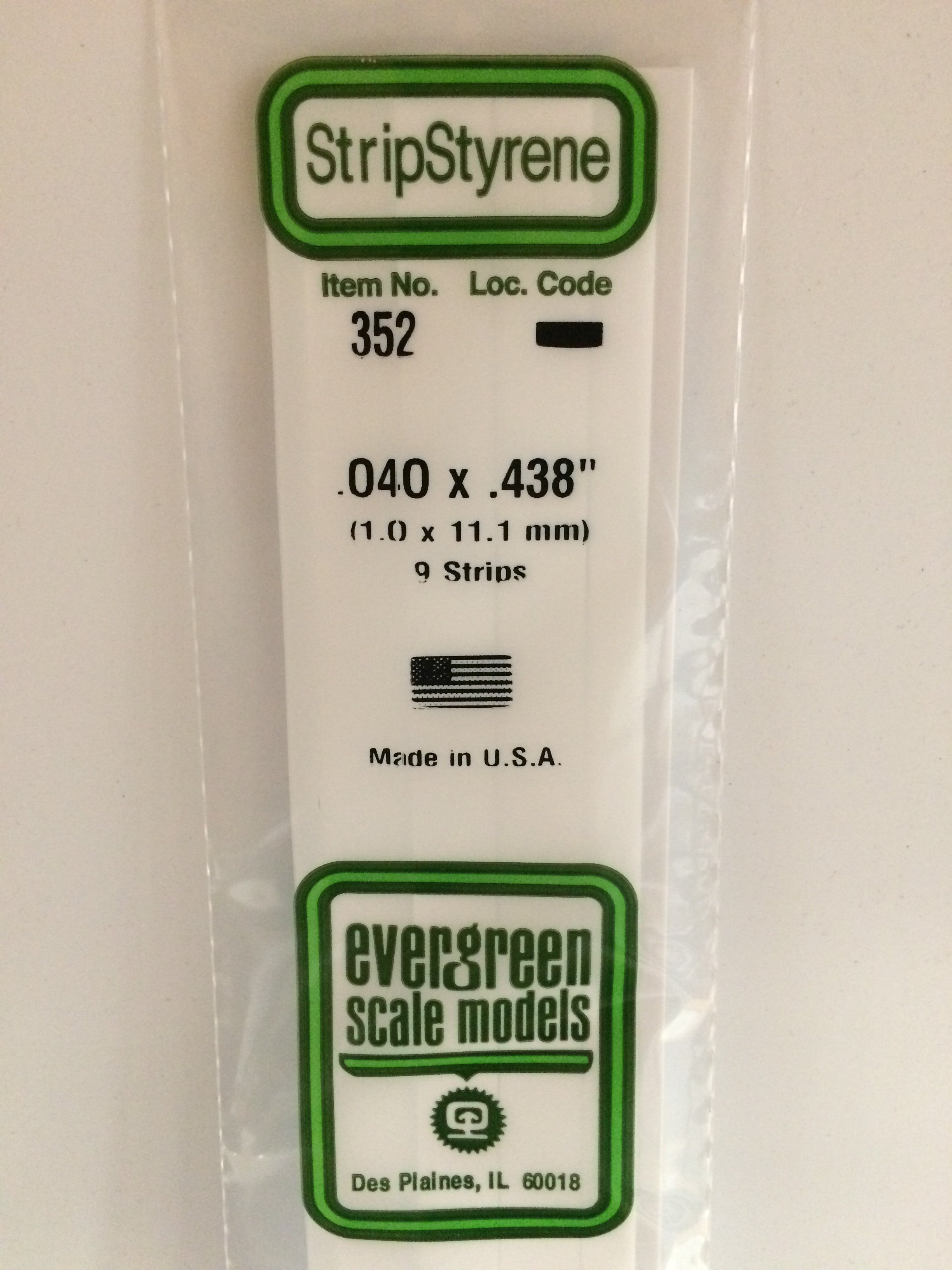 Evergreen 352 .040" X .438" X 24" Opaque White Polystyrene Strip (9 pcs)