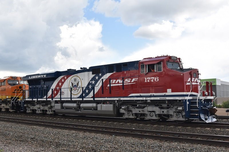 Broadway Limited Imports 10819 HO GE ES44AC, BNSF Railway #1776, "Liberty" Scheme, Stealth Series, No-Sound / DCC-Ready, HO