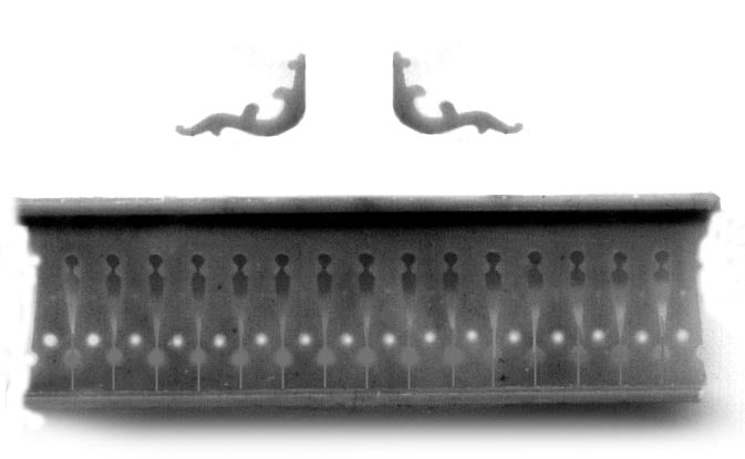 Grandt Line 5034 HO Scale Ornamental Wood Porch Rail and Bracket - pkg(4)