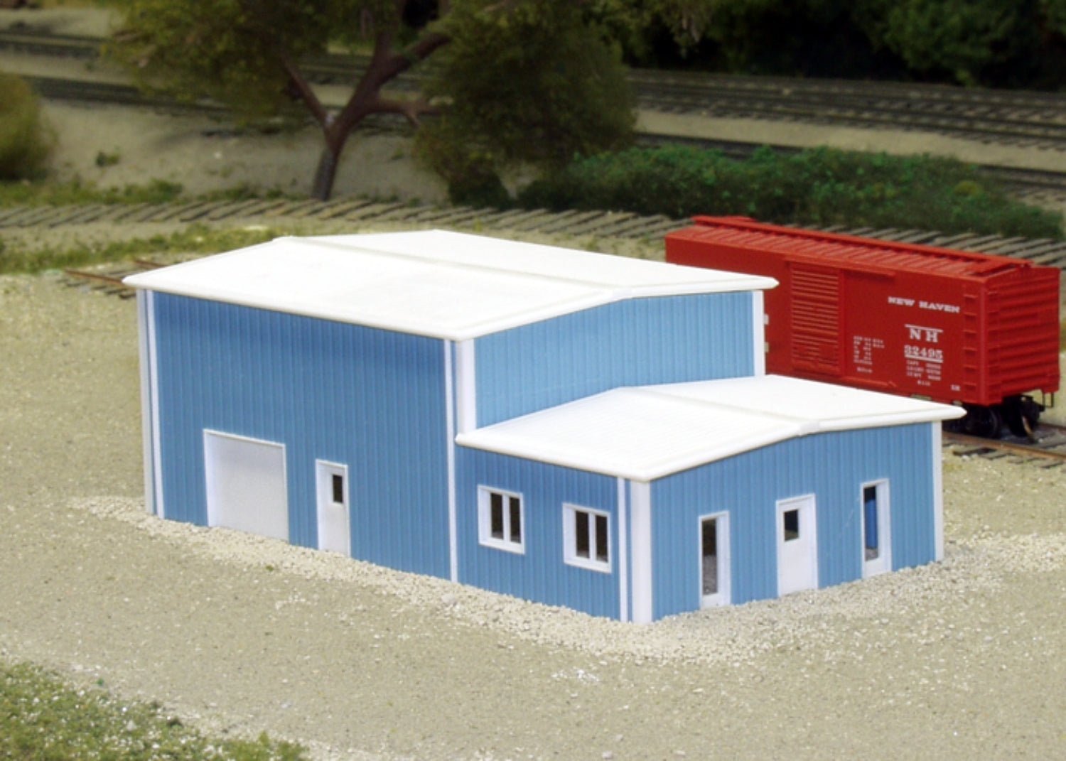 Pikestuff 8017 N Scale Office & Warehouse Kit (Blue)