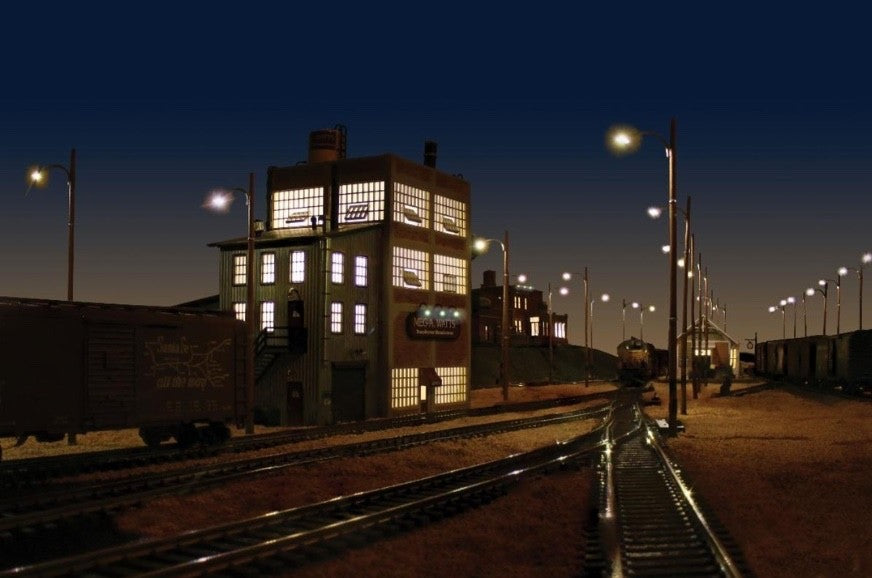 Woodland Scenics JP5646 O Scale Wooden Pole Street Lights