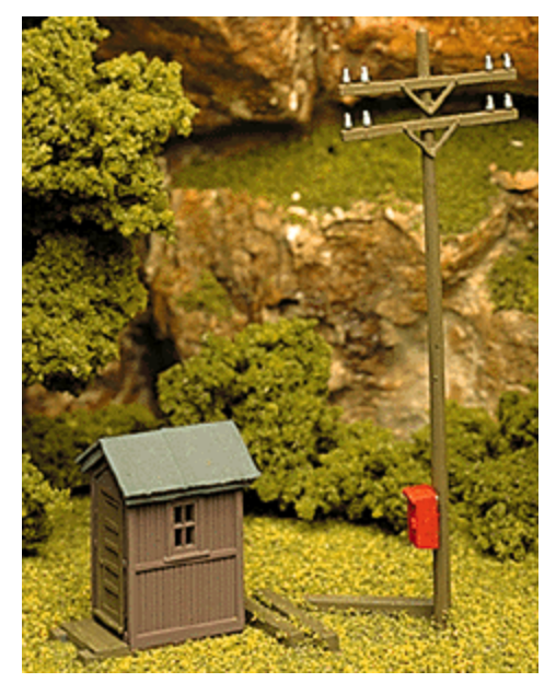 Atlas 705 HO Scale Telephone Pole Shanty Kit - New