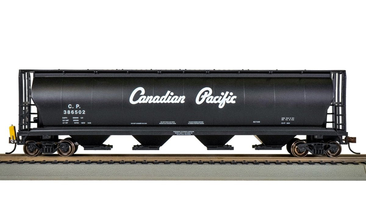 Bachmann 73804 HO Scale Cylindrical Covered Grain w/ EOT Flasher - CP 386502 - Oakville Model Trains Depot