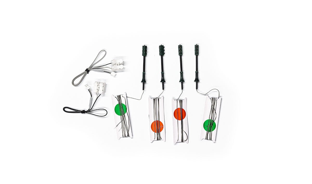 Woodland Scenics JP5664 O Scale Pedestal Traffic Lights