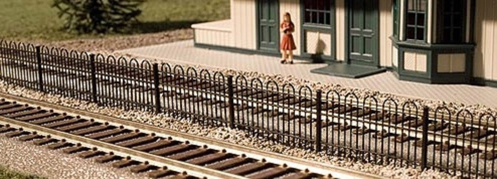Atlas 2850 N Scale Hairpin Fence - New
