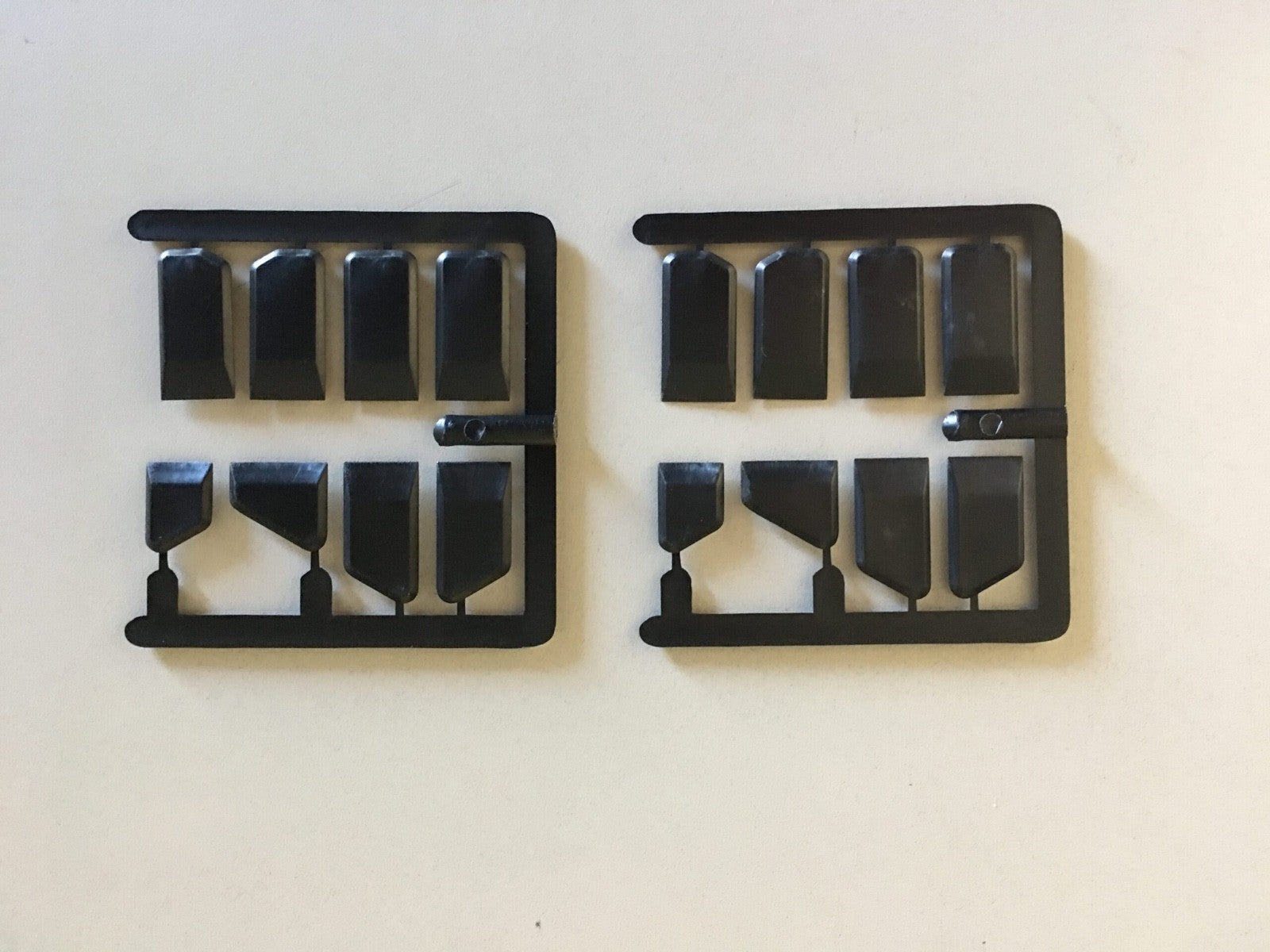 Pikestuff 4000 HO Scale Hopper Conversion Kit