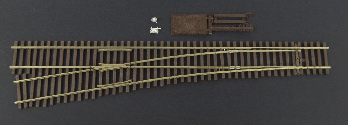 Micro Engineering 14 - 705 HO Scale Code 83 6 Left - Hand Turnout (DCC - Friendly) - Oakville Model Trains Depot