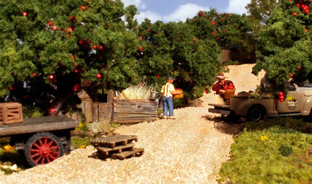 Woodland Scenics C1288 Gravel Buff Fine - Oakville Model Trains Depot