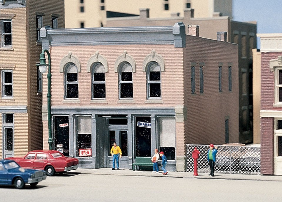 Woodland Scenics DPM 50400 N Scale Char's Soda Shoppe Building Kit