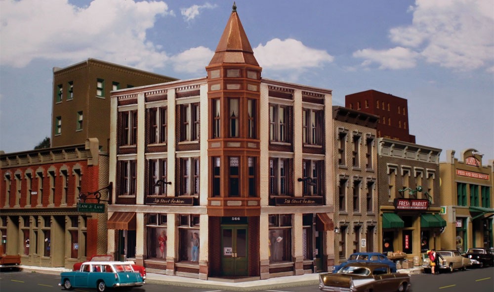 Woodland Scenics DPM 12800 HO Scale Corner Department Store Building Kit