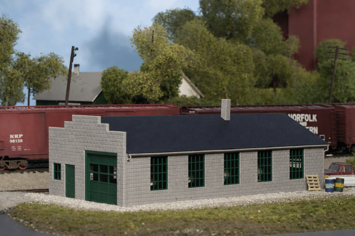 Pikestuff 0009 HO Scale Service Garage / Machine Shop Building Kit - Oakville Model Trains Depot