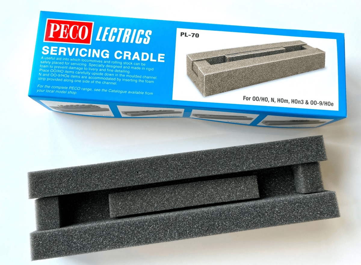 PECO PL - 70 All Scale Foam Locomotive Servicing Cradle - Oakville Model Trains Depot