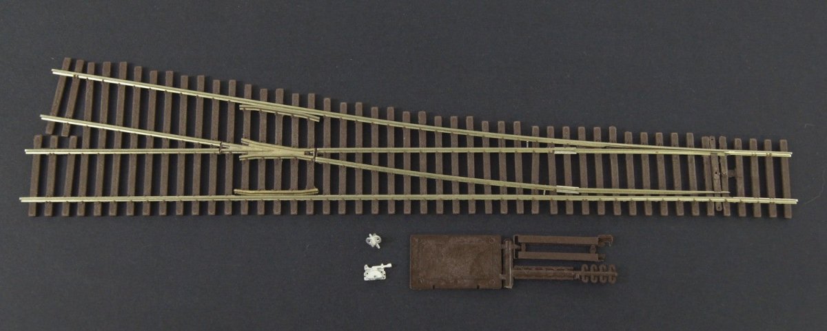 Micro Engineering 14 - 806 HO Scale Code 70 6 Right - Hand Turnout (DCC - Friendly) - Oakville Model Trains Depot