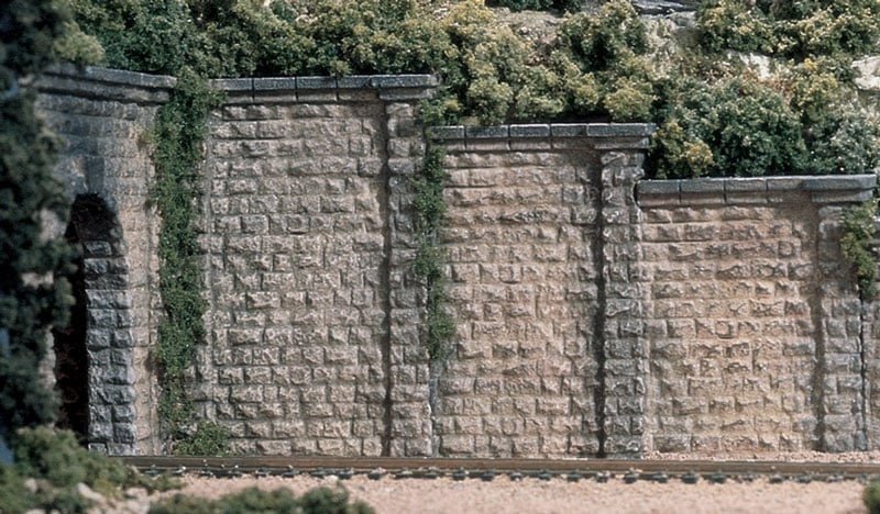 Woodland Scenics C1259 HO Scale Cut Stone Retaining Wall - Oakville Model Trains Depot