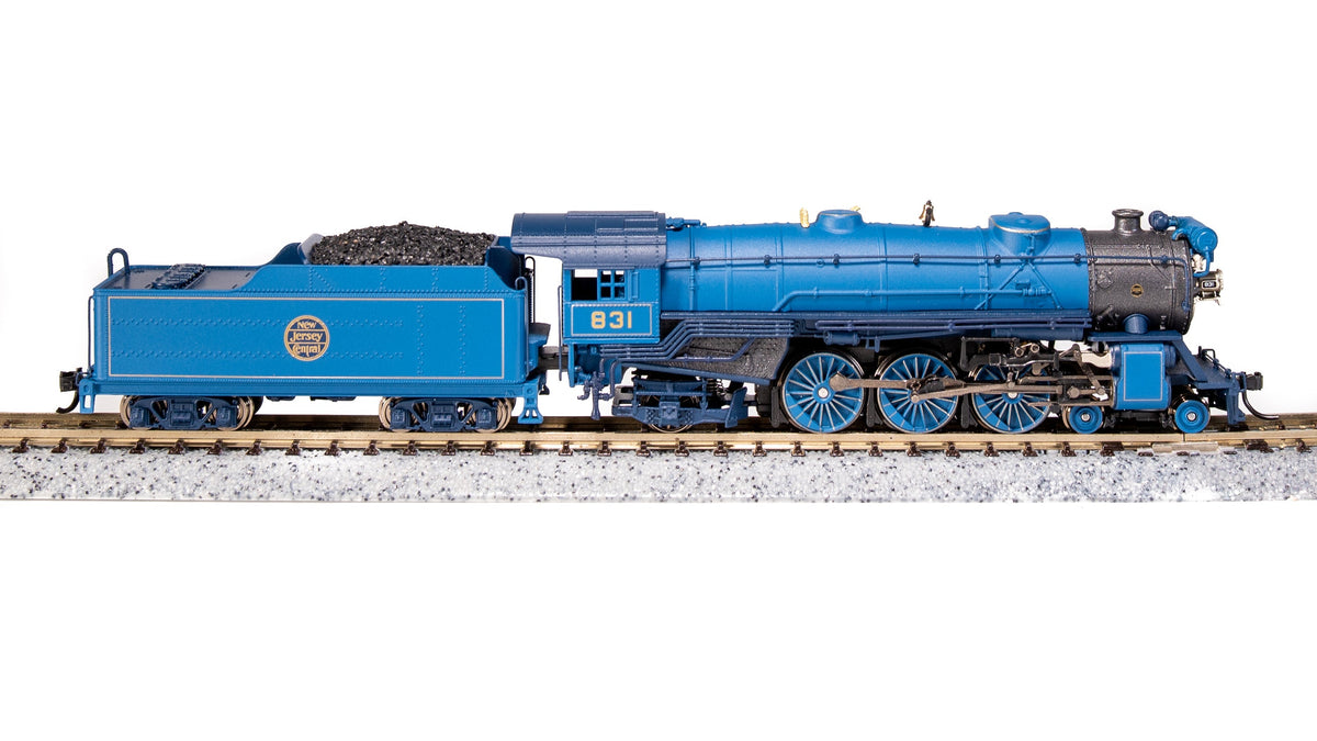 Broadway Limited Imports 10387 N Heavy Pacific 4-6-2, CNJ 833, "Blue Comet" Scheme, No-Sound / DCC-Ready, N - view 3