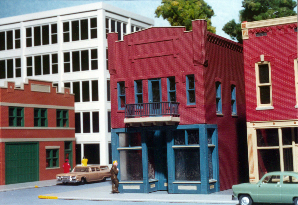 Smalltown USA 6021 Kevin's Toy Shop HO scale building kit