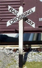 Osborn Models 1037 HO Scale Osborn Model Kits HO 1037 First Generation Cross Bucks Canadian Railway Crossing Sign Kit (5)
