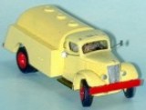 V-014 1940-58 White Super Power Gasoline Tank Truck