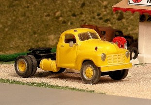 V-133 1949-53 Studebaker Single Axle Day Cab Tractor