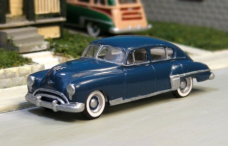 V-172 1949 Olds 88 Town Sedan