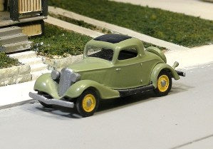 V-178 1934 Ford Three Window Coupe