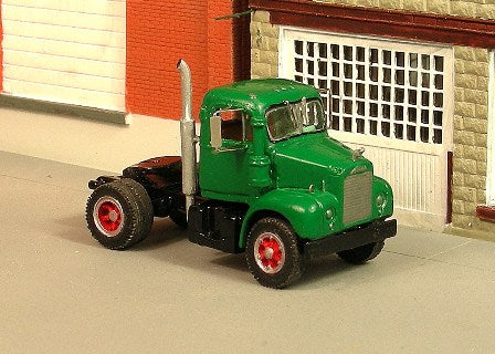 V-253 1962-65 Mack C-600 Single Axle Day Cab Tractor