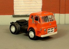 V-266 1956-72 International C-190 Single Axle Day Cab Tractor