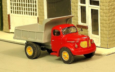 V-305 1940-49 REO Dump Truck