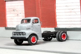 V-329 1952 Ford Long Wheelbase Cab & Chassis