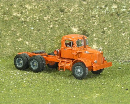 V-349 1950-56 Mack LM Tandem Axle Day Cab Tractor