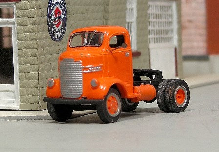 V-384 1940-47 Dodge COE Single Axle Day Cab Tractor