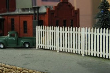 Osborn Models 1013 HO Scale Osborn Models 1013 - 10' Tall Commercial Fence