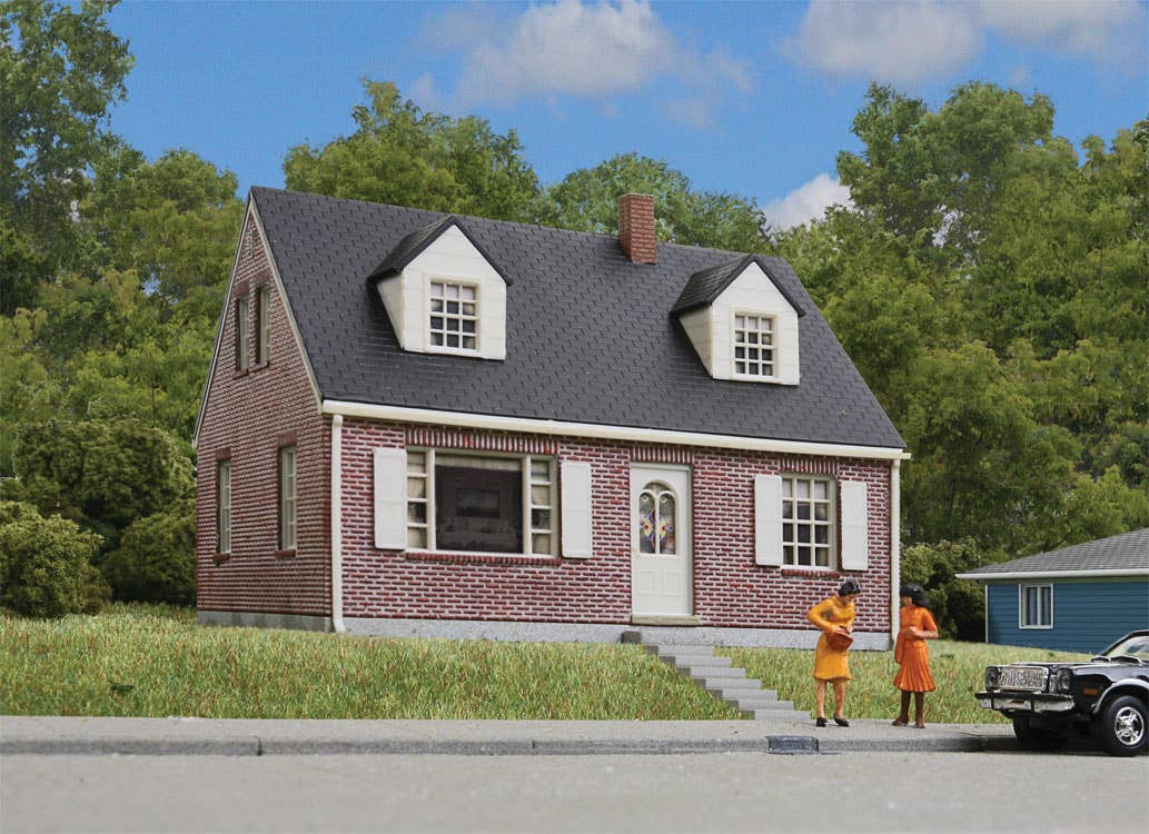 Walthers Cornerstone 3774 HO Scale Brick Cape Cod House - Kit - 4-1/4 x 3-5/8 x 3" 10.7 x 9.2 x 7.6cm
