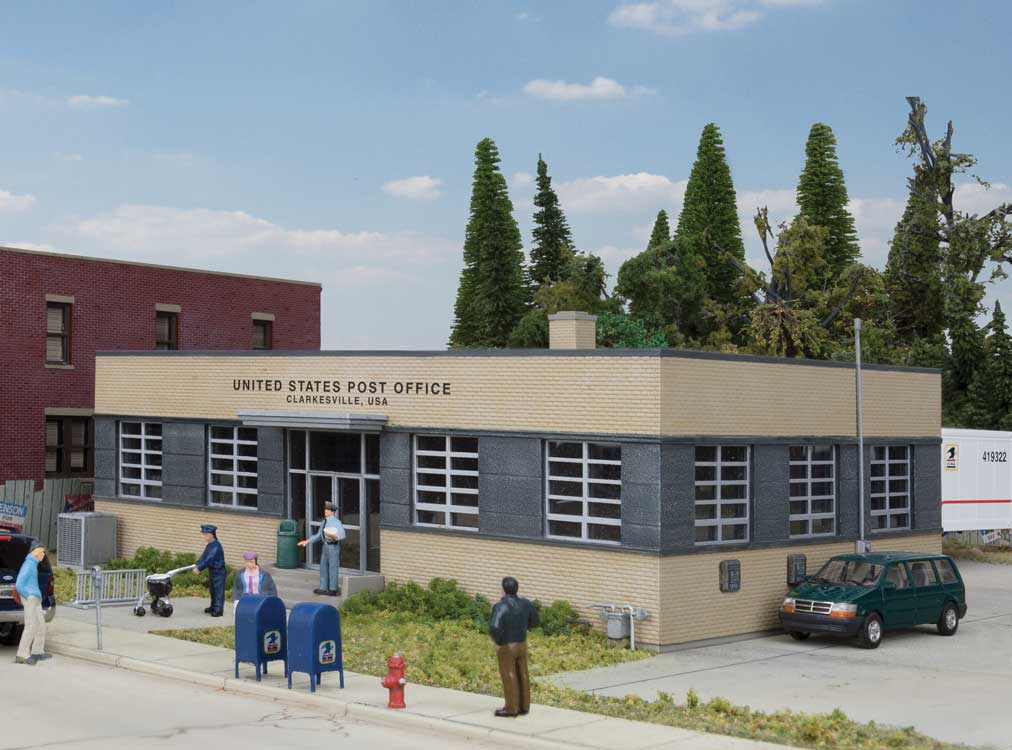 Walthers Cornerstone 4200 HO Scale Brick Post Office - Kit - 7-7/8 x 5-11/16 x 3-1/16" 20 x 14.4 x 7.7cm
