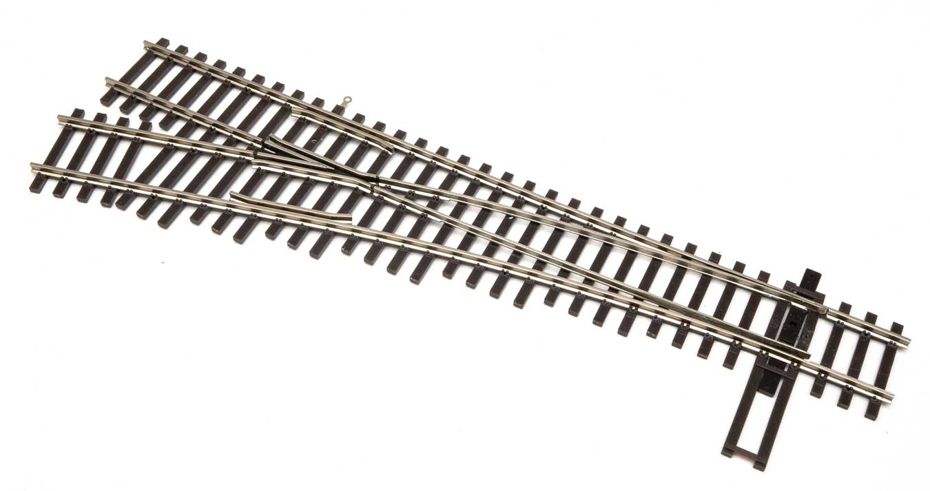 WalthersTrack 10013 HO Scale Code 100 Nickel Silver DCC-Friendly #4 Turnout - Left Hand