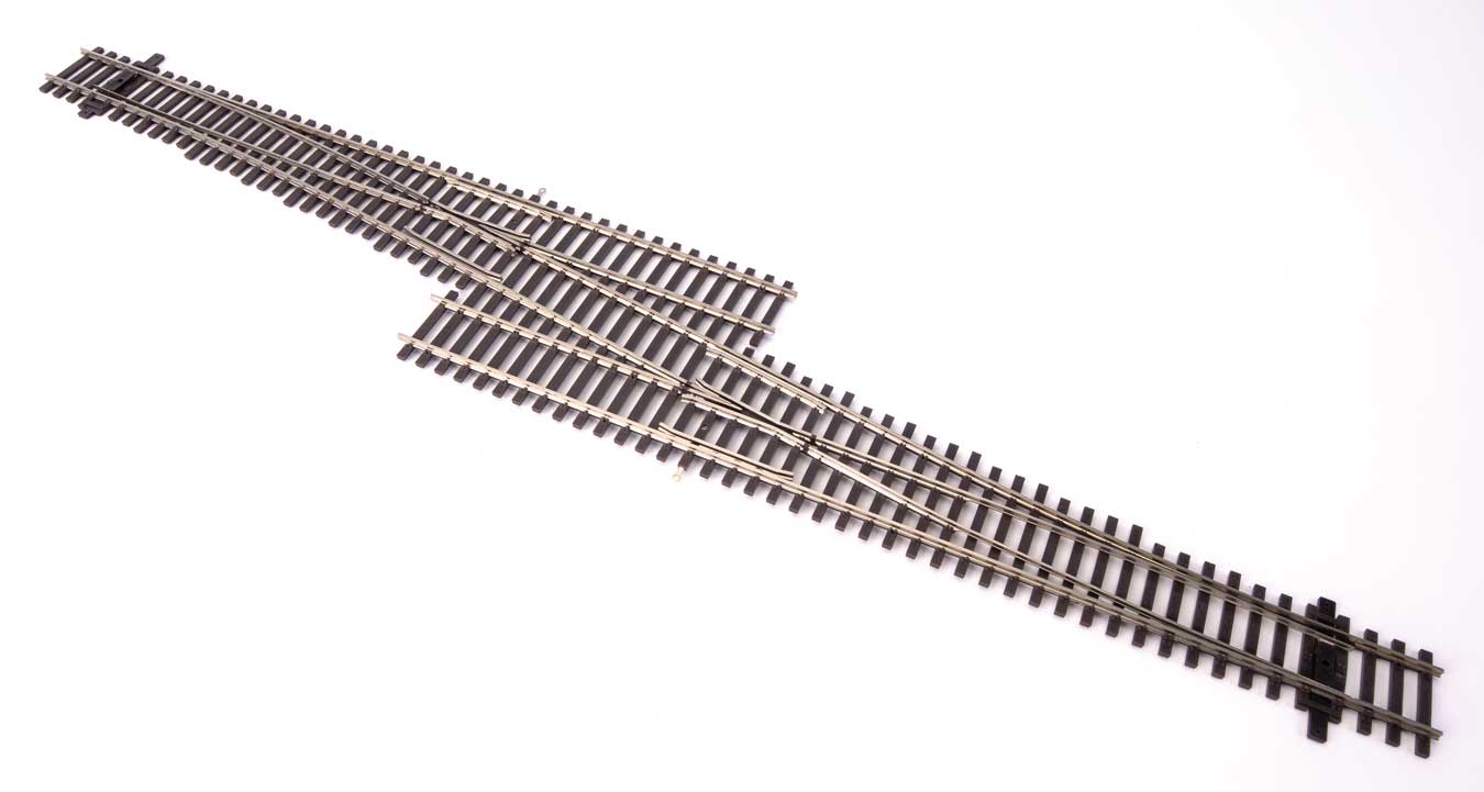 WalthersTrack 83076 HO Scale Code 83 Nickel Silver DCC Friendly Number 6 Single Crossover Turnout - Right Hand
