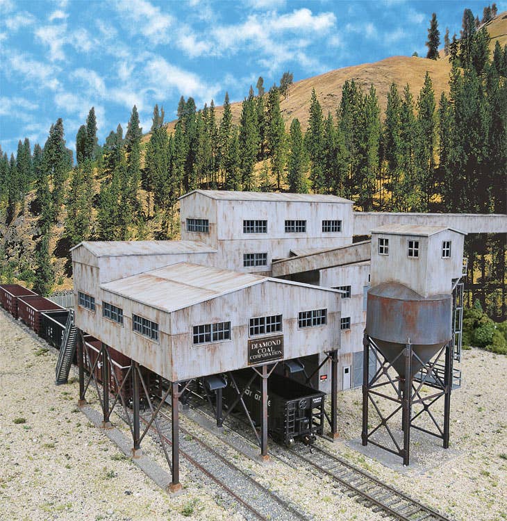 Walthers Cornerstone 4046 HO Scale Diamond Coal Corporation - Kit - 19-3/8 x 13-3/16 x 7-1/2" 49.2 x 33.4 x 19cm