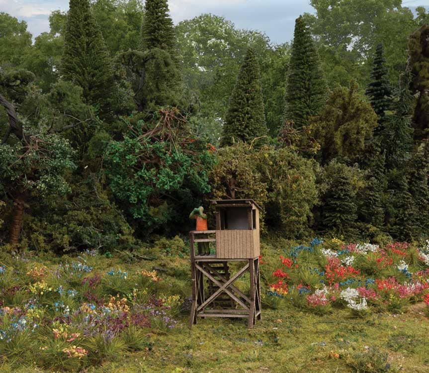Walthers SceneMaster 4111 HO Scale Elevated Deer Stand