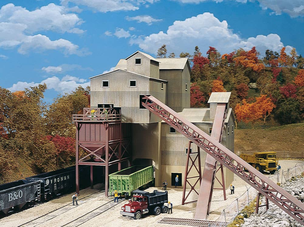 Walthers Cornerstone 3062 HO Scale Glacier Gravel Company - Kit - 9-3/8 x 11 x 10-1/4" 23.8 x 27.9 x 26cm