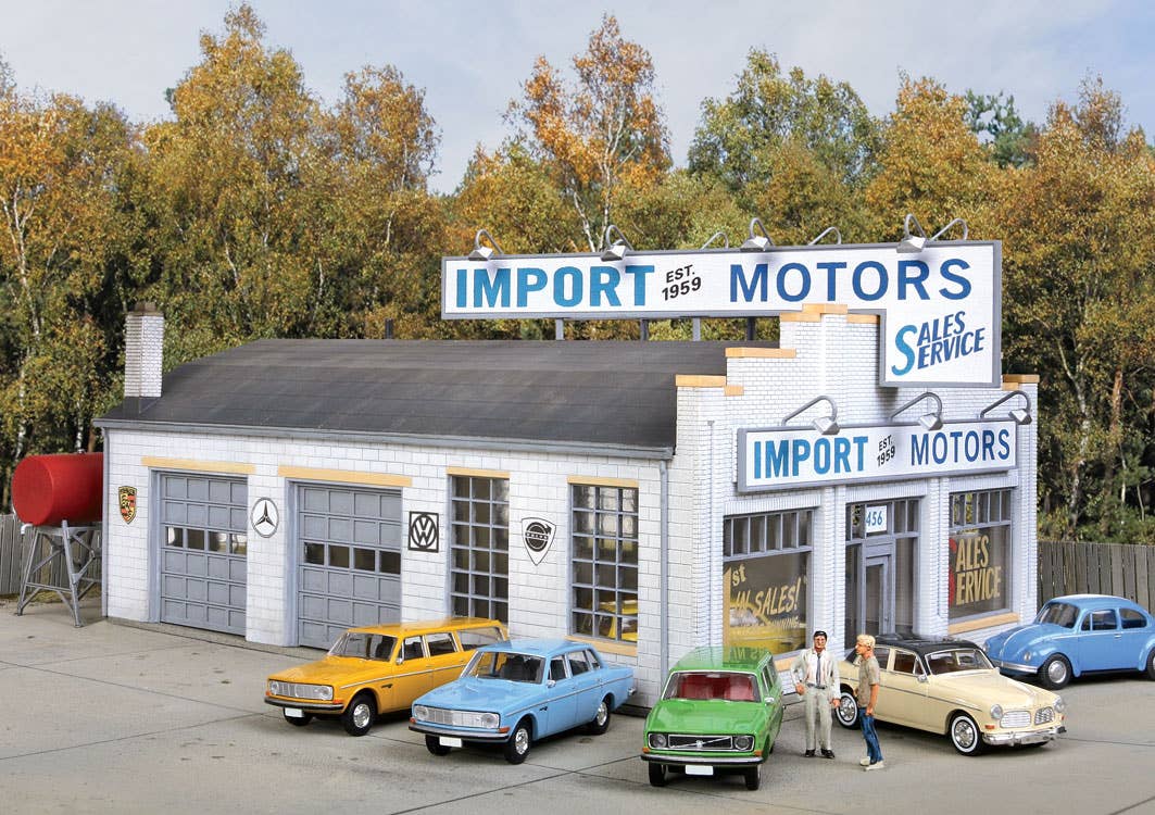 Walthers Cornerstone 4023 HO Scale Import Motors - Kit - 7-1/4 x 5-3/8 x 3-7/8" 18.4 x 13.6 x 9.4cm