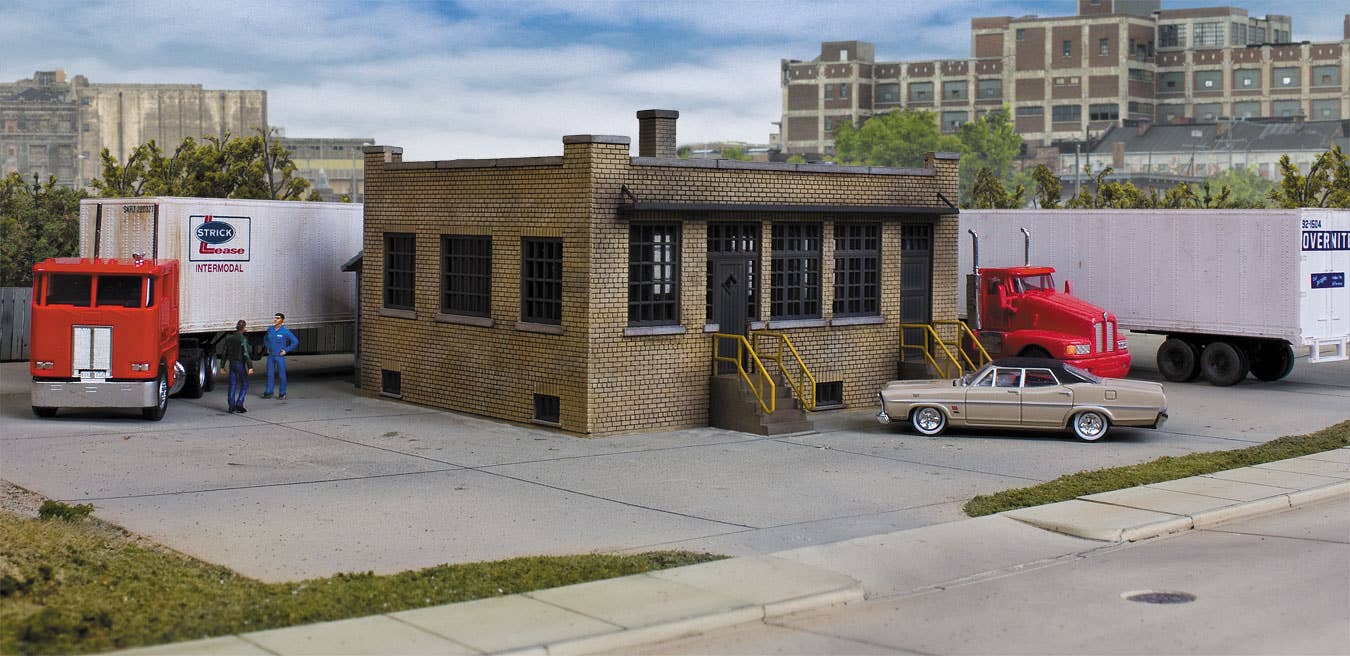 Walthers Cornerstone 4020 HO Scale Industry Office - Kit - 4-3/4 x 6-1/4 x 2-3/4" 12.1 x 15.9 x 5.1cm