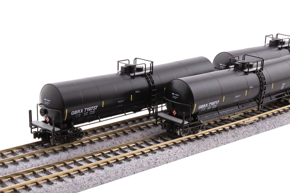 KATO N scale Greenbrier tank cars