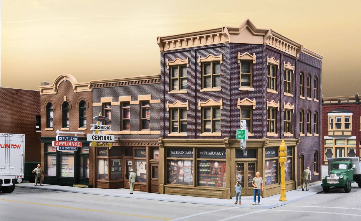 Walthers Cornerstone 4041 HO Scale Merchant's Row V - Kit - 10-1/2 x 6-7/8 x 5-5/16" 26.6 x 17.4 x 13.4cm