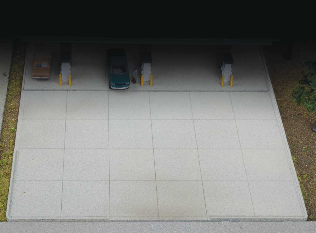 Walthers Cornerstone 3886 N Scale Modern Parking Lot - 8 Sections - Kit - Each Section: 5-3/4 x 2-7/8 x .050" 14.6 x 7.3 x 0.127cm