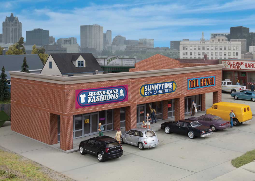 Walthers Cornerstone 4115 HO Scale Modern Shopping Center I - Kit - 10-1/2 x 4-15/16 x 3-1/2" 26.6 x 12.5 x 8.8cm