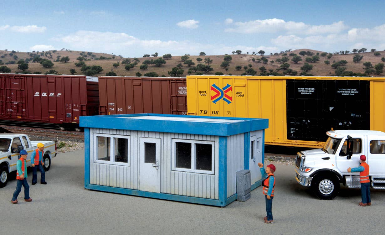 Walthers Cornerstone 4078 HO Scale Modern Yard Office - Kit - 3 x 2-3/8 x 15/16" 7.6 x 6 x 3.4cm