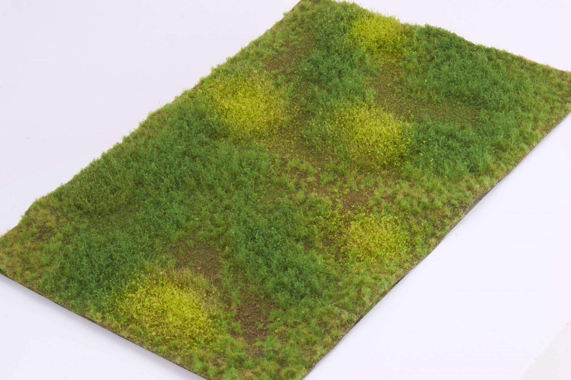 Martin Welberg M022 Wild Verge with Weeds Mat - Type A Spring