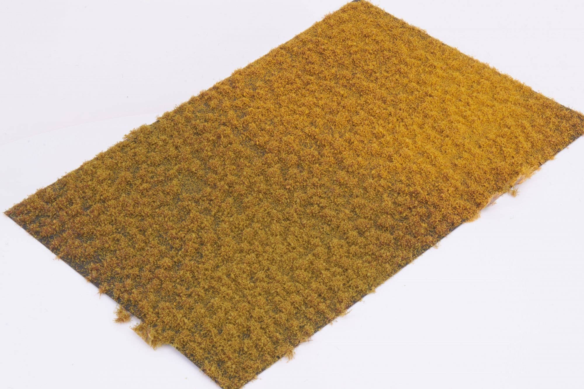 Martin Welberg PW205 2mm Golden Summer Tufts with Weeds